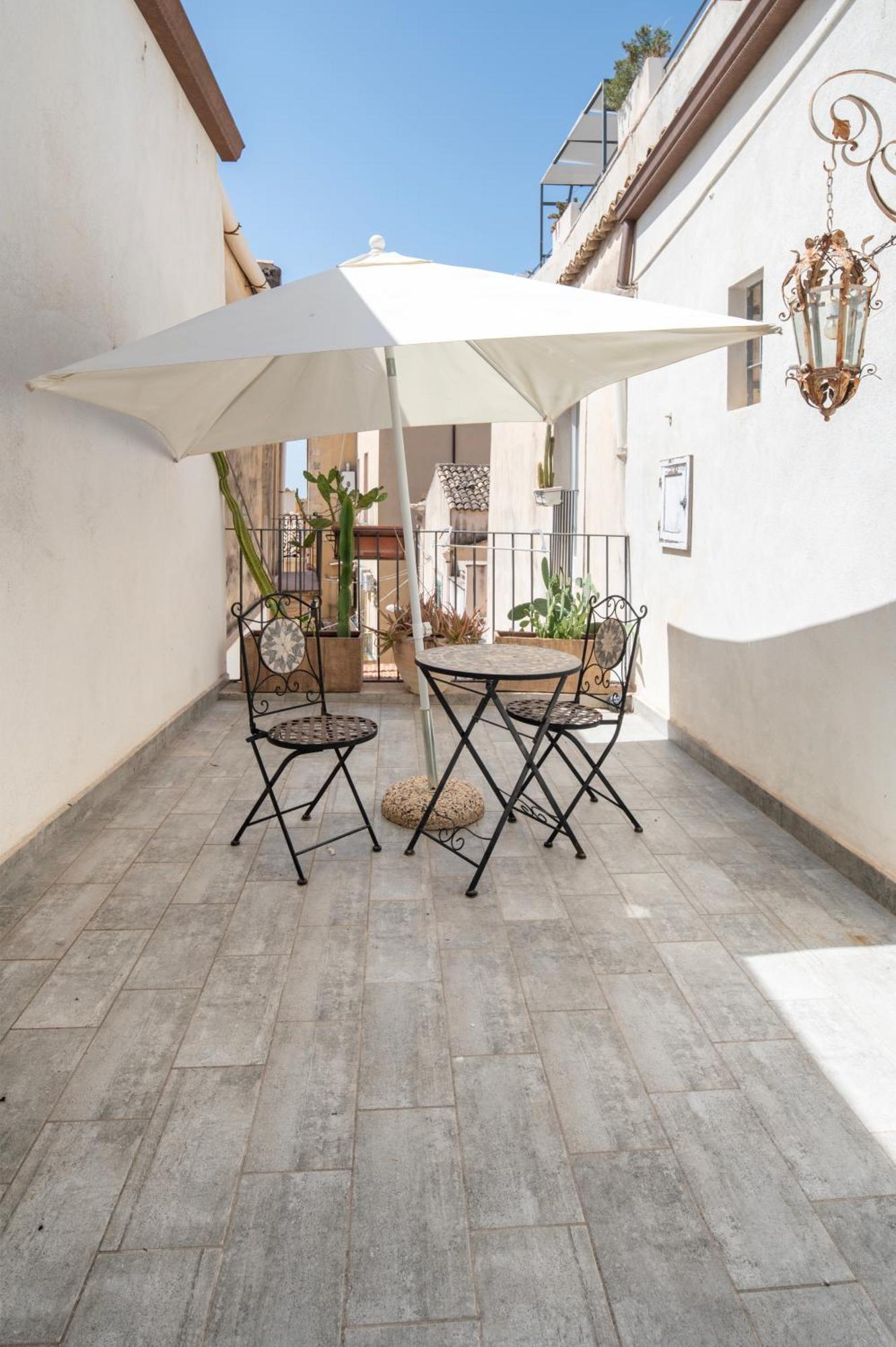 Bed and Breakfast Zioli à Noto Extérieur photo
