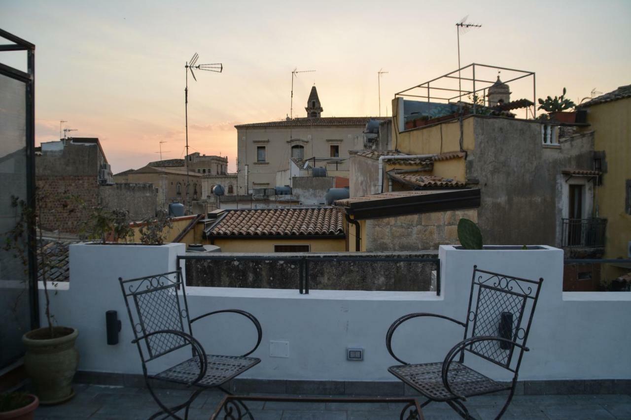 Bed and Breakfast Zioli à Noto Extérieur photo